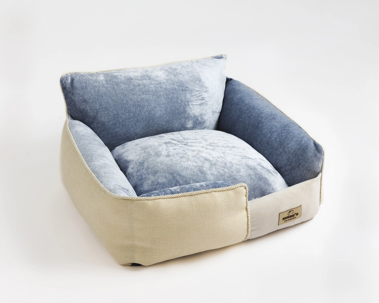 Модел "Нани-Лукс"