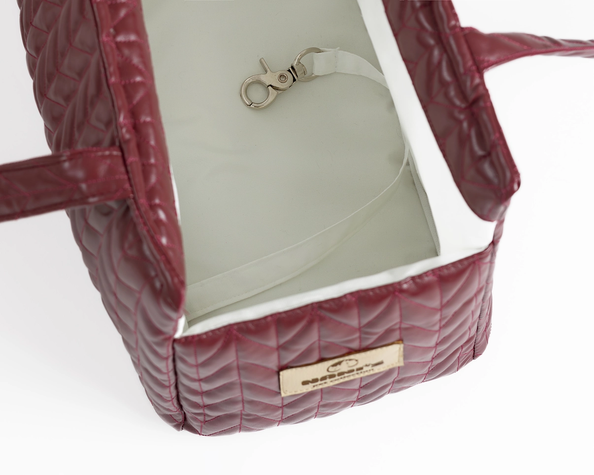 Квадратна чанта